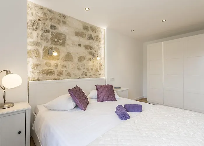 Διαμέρισμα Lara Σπλιτ